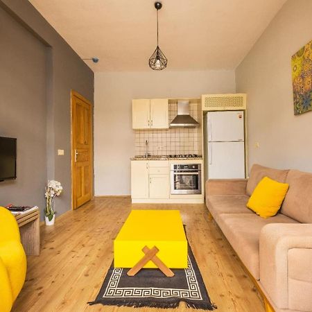 Aparthotel Old Town Deluxe Flats Antalia Esterno foto