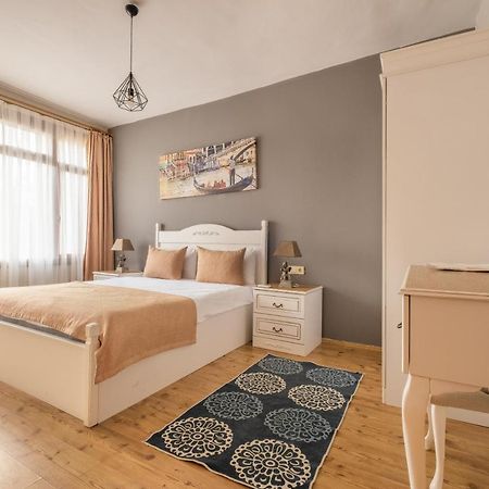 Aparthotel Old Town Deluxe Flats Antalia Esterno foto
