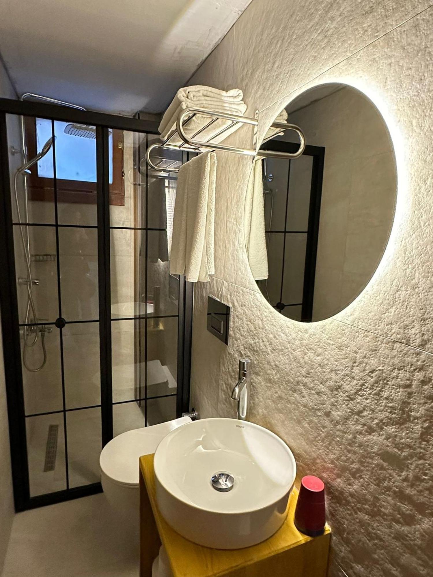 Aparthotel Old Town Deluxe Flats Antalia Esterno foto