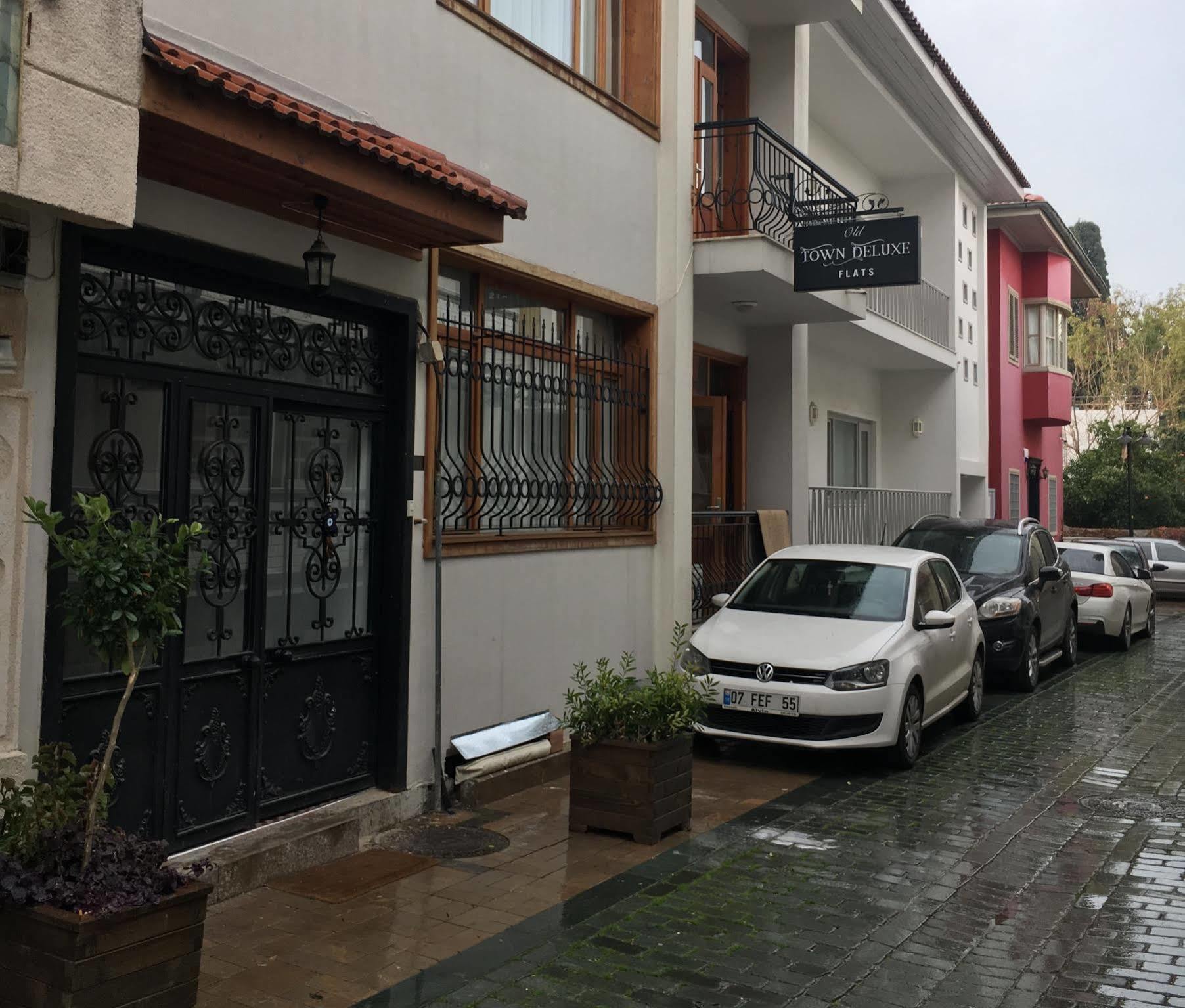 Aparthotel Old Town Deluxe Flats Antalia Esterno foto