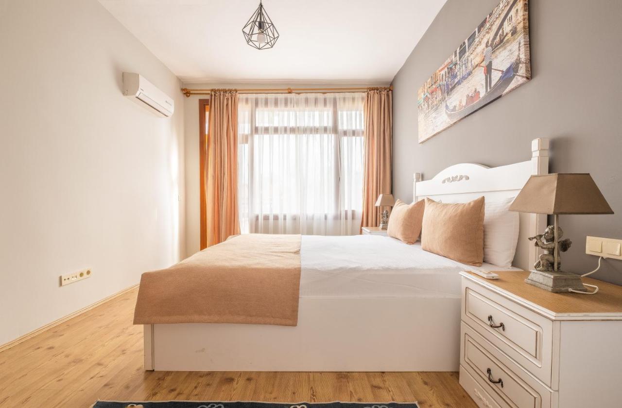 Aparthotel Old Town Deluxe Flats Antalia Esterno foto