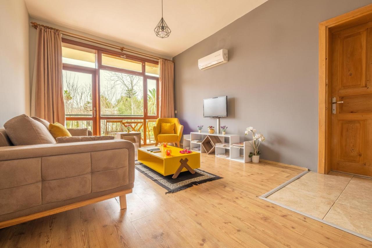 Aparthotel Old Town Deluxe Flats Antalia Esterno foto