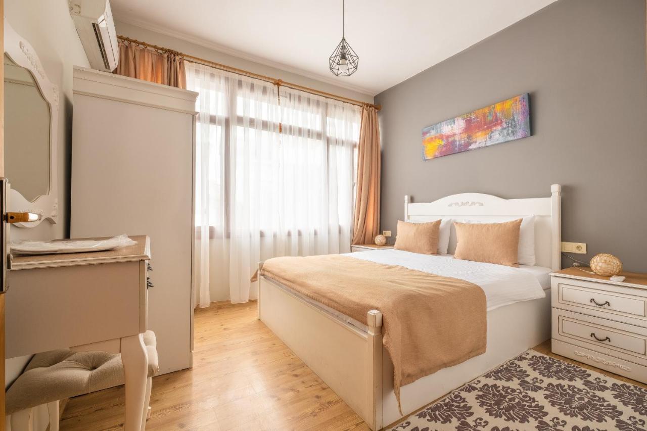 Aparthotel Old Town Deluxe Flats Antalia Esterno foto